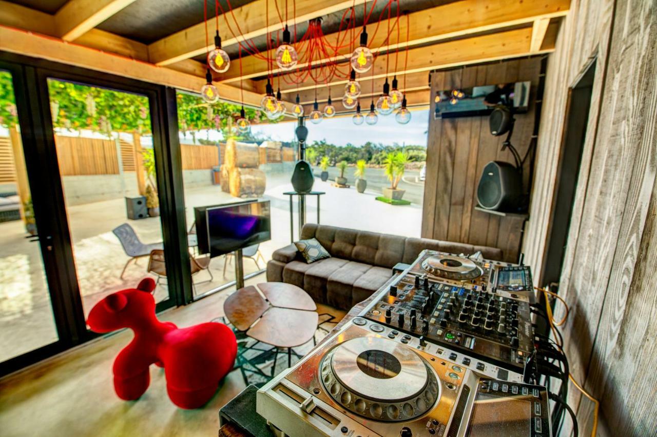 Noa Island Retreat